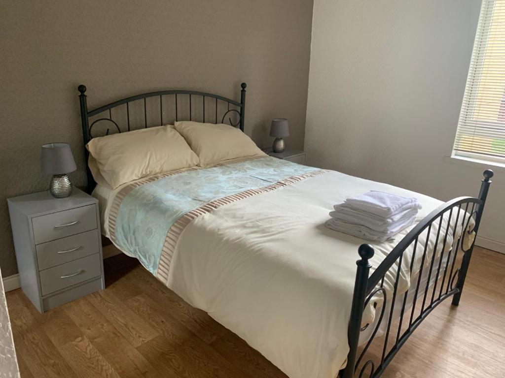2 Bedroom Central Apartment Эдинбург Экстерьер фото