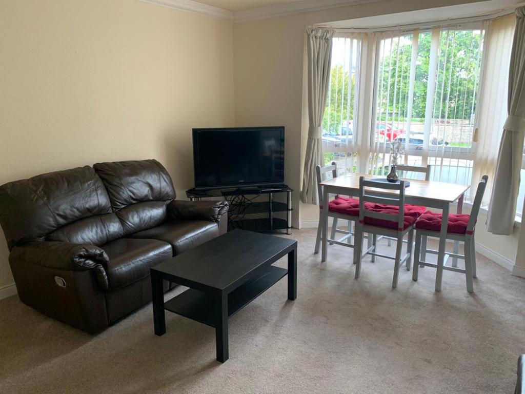 2 Bedroom Central Apartment Эдинбург Экстерьер фото